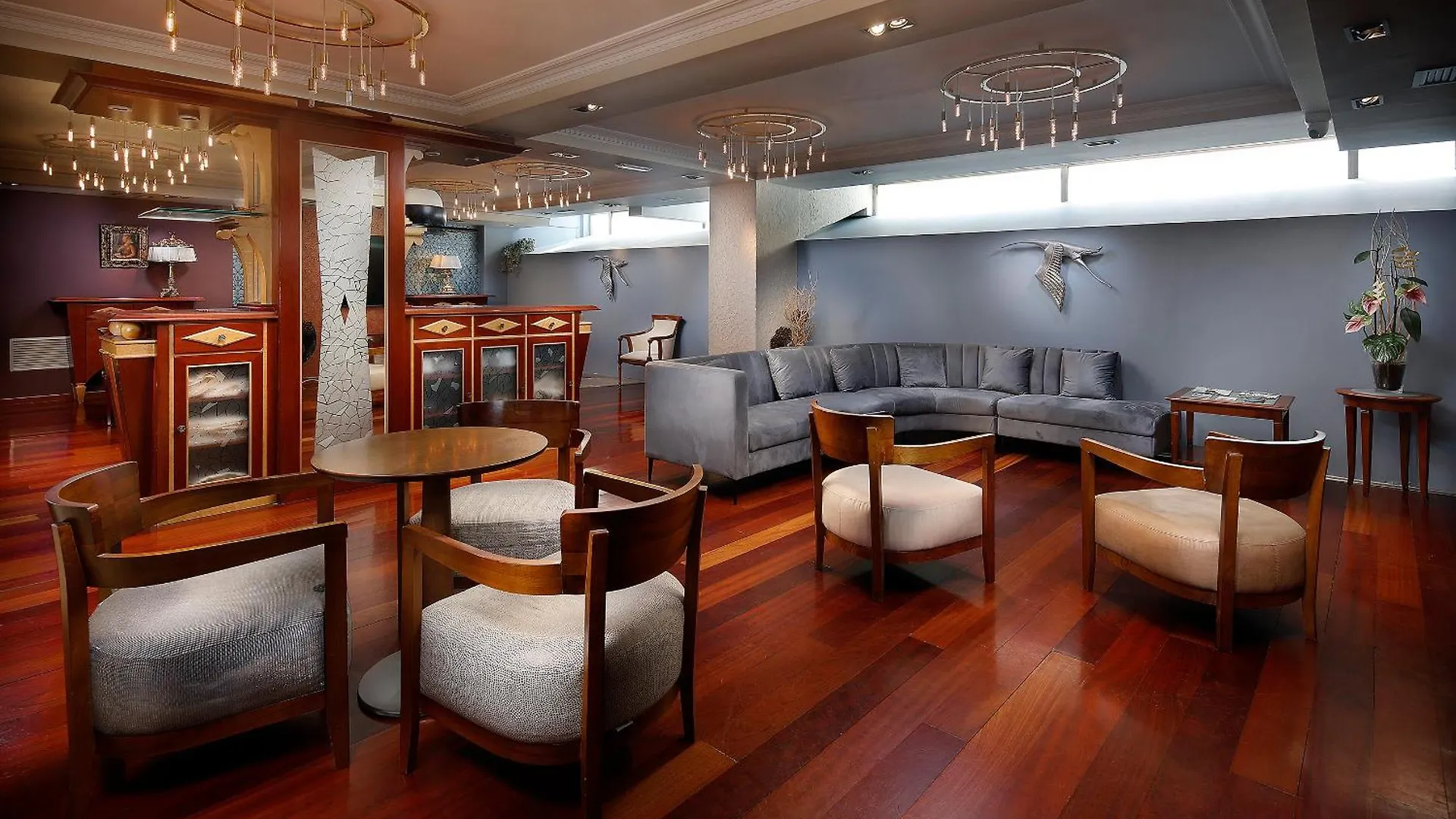 Aparthotel Apartaments-Hotel Hispanos 7 Suiza Barcelona