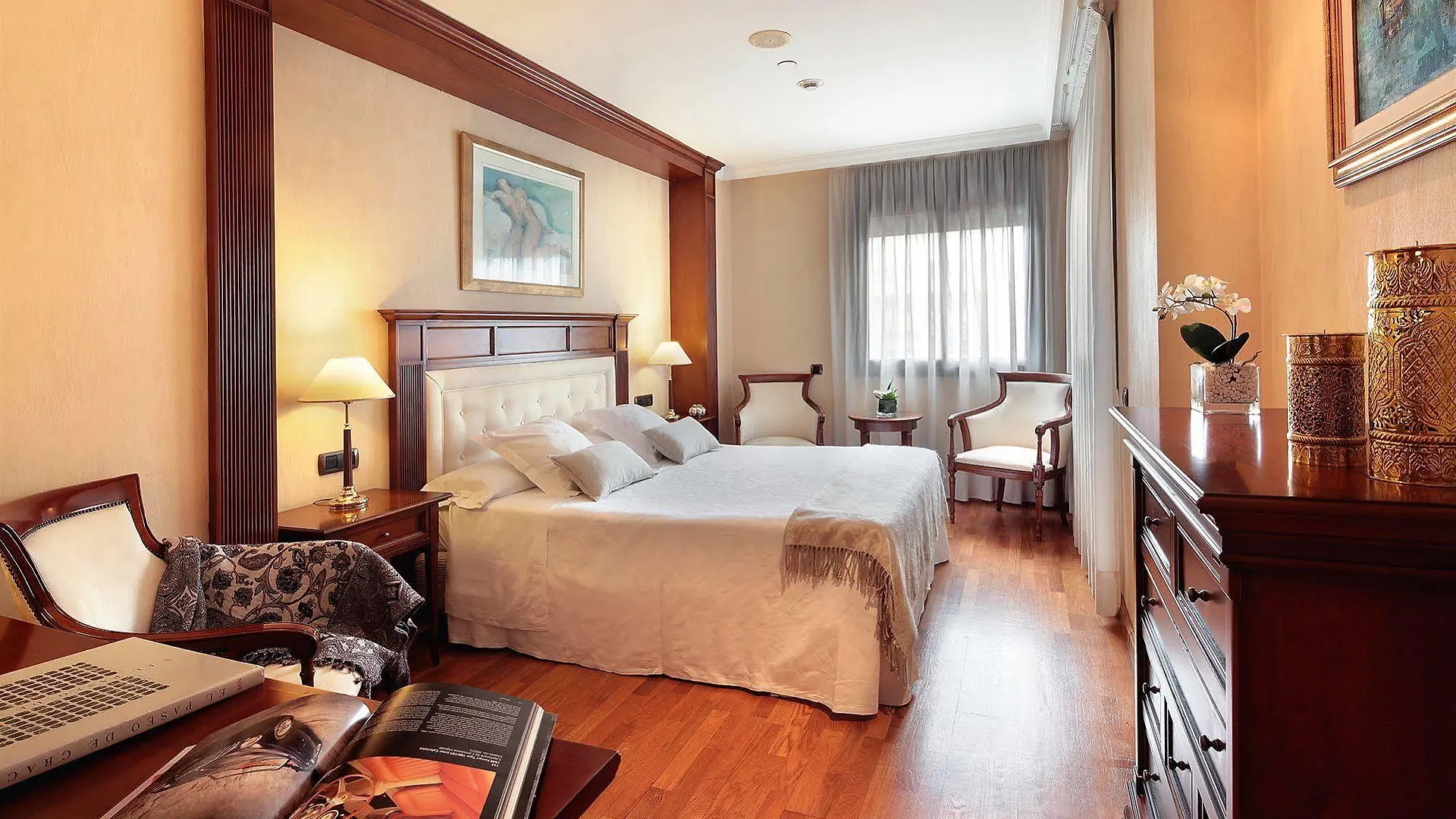 Apartaments-Hotel Hispanos 7 Suiza Barcelona Aparthotel