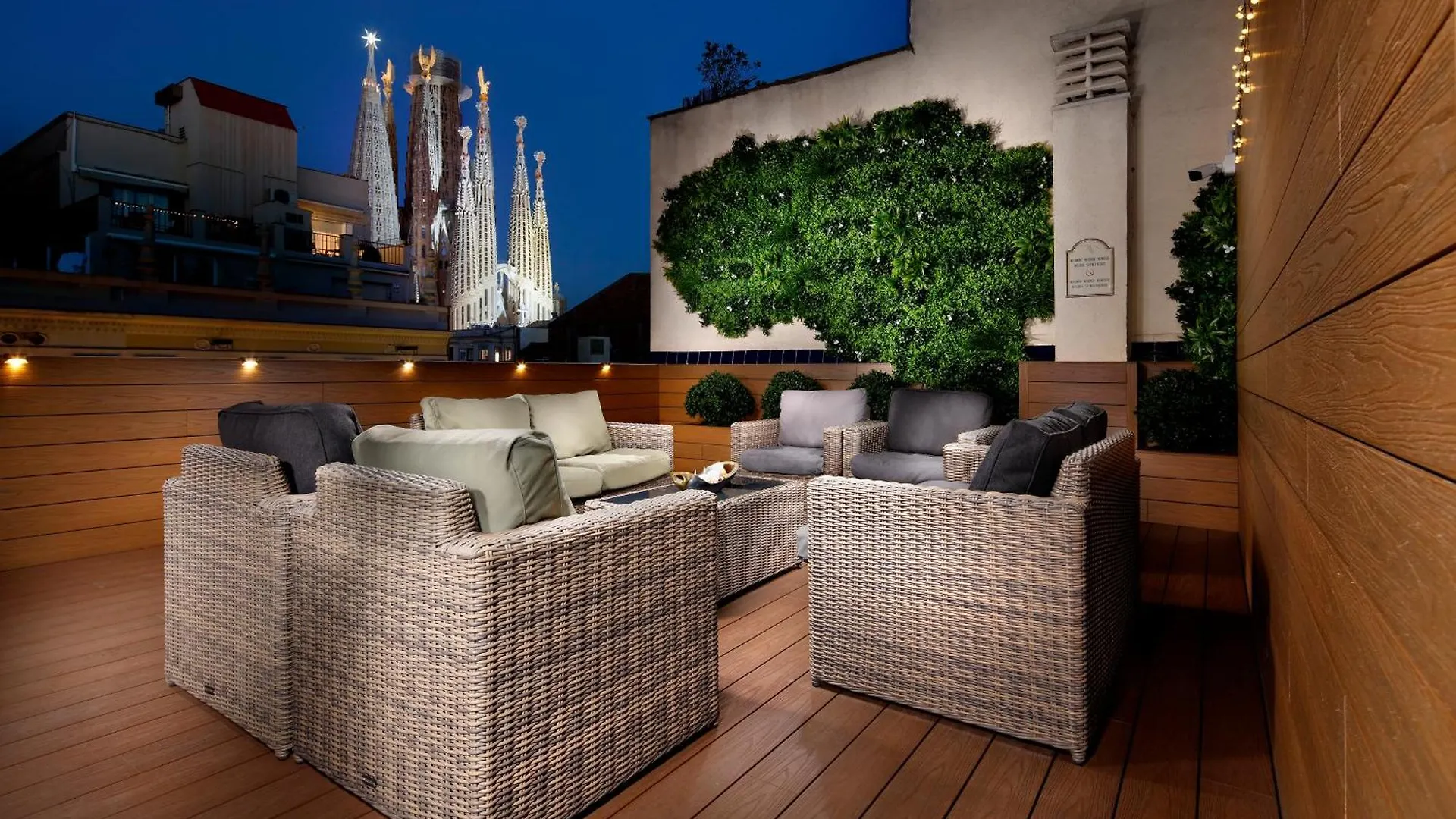 Apartaments-Hotel Hispanos 7 Suiza Barcelona 0*,  Španělsko