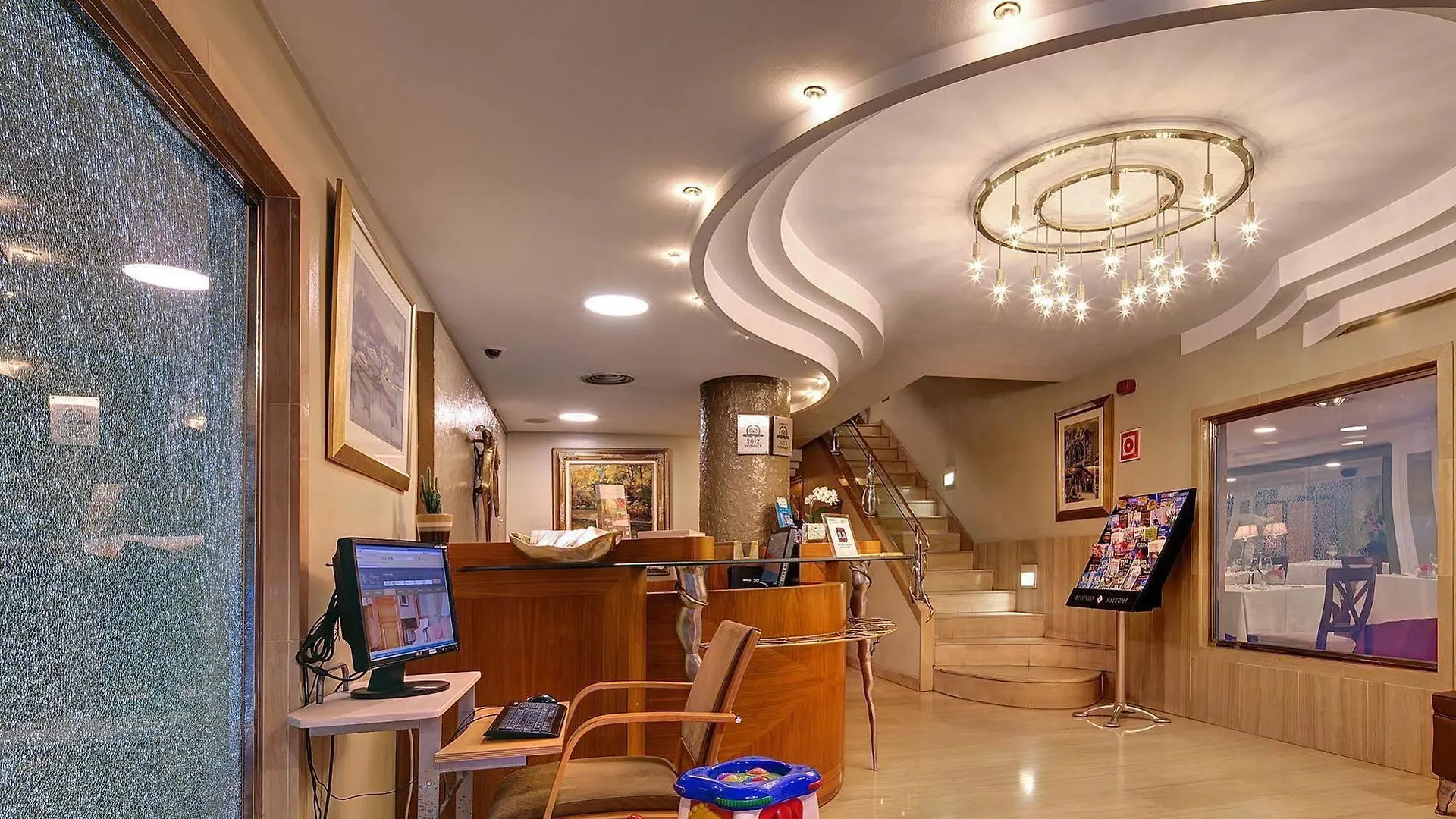 Apartmán Apartaments-Hotel Hispanos 7 Suiza Barcelona Španělsko